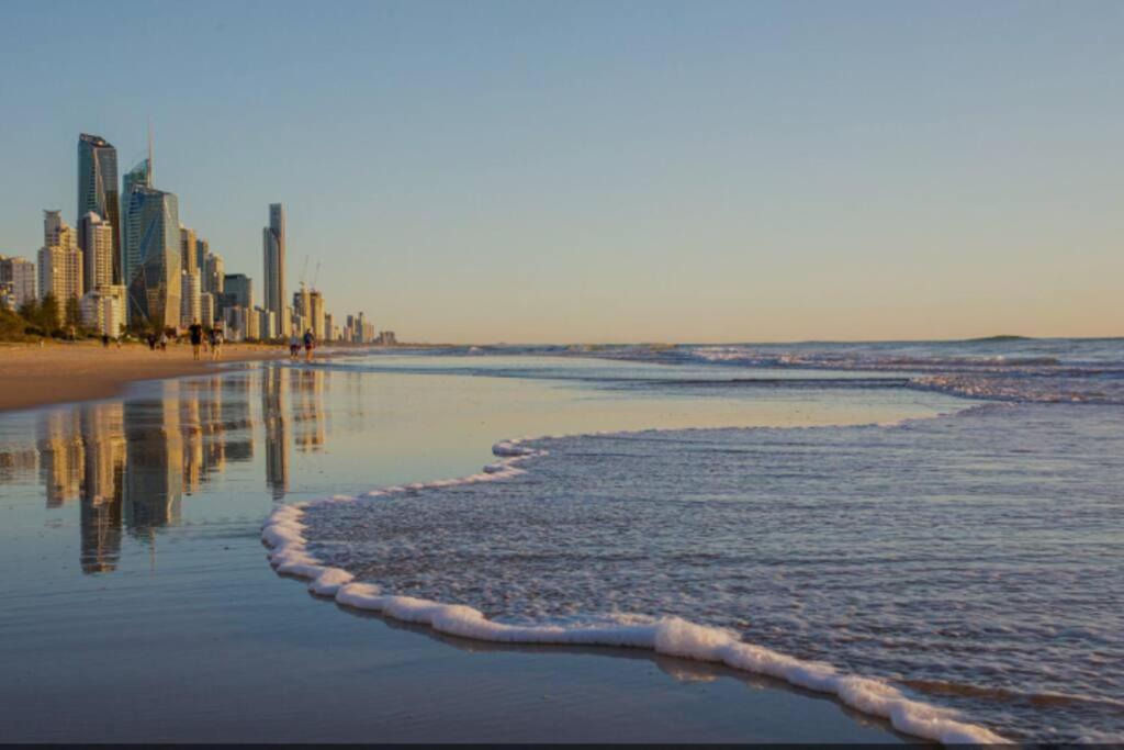 Broadbeach Business Or Leisure โกลด์โคสต์ ภายนอก รูปภาพ